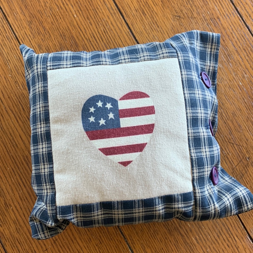 Alice’s Cottage Blue Tan Plaid July 4th Patriotic Heart Shape Flag Square Pillow